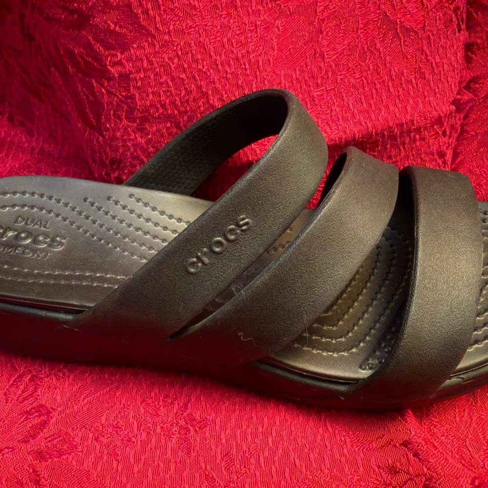 CROCS Monterey Strappy Wedges Women's *8.5* - Picture 2 of 4
